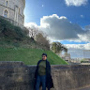 Meet your Posher, Anna santi